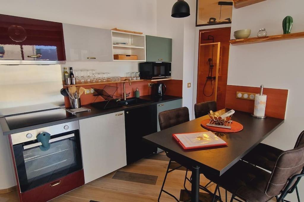 Magnifique Appartement Avec Balcon Vue Mer A L'Entree D'Ajaccio Ajaccio  Eksteriør bilde